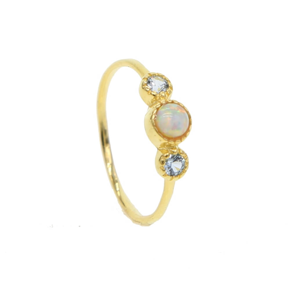 "Elegant kvinnors månsten pärla ring i 925 silver, glittrar med geometriskt mönster och tidlös design, stilfull accessoar."