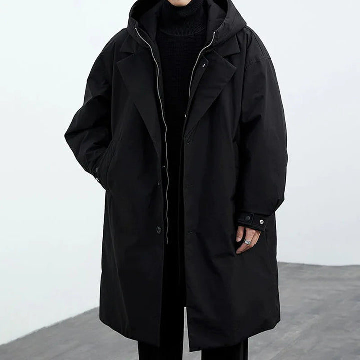 "Elegant mäns vattenavvisande trenchcoat med huva, stilren design perfekt för höst och vinter, slimmad siluett"