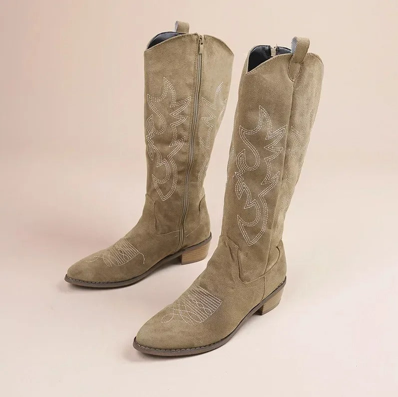 "Eleganta broderade westernstövlar för kvinnor, höga med spetsig tå och tjock klack, perfekt för både vardagliga och formella
