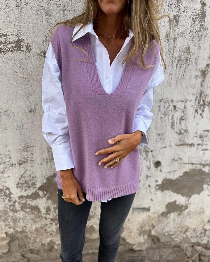 "Eleganta dam V-ringad stickad väst i gråbrun och lila, perfekt för lager-styling och alla tillfällen."