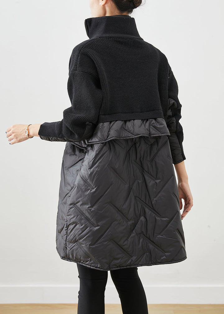 Eleganta damkappa med dragkedja och unik patchwork-design, bekväm lös passform. Perfekt för kyliga månader och chic stil.
