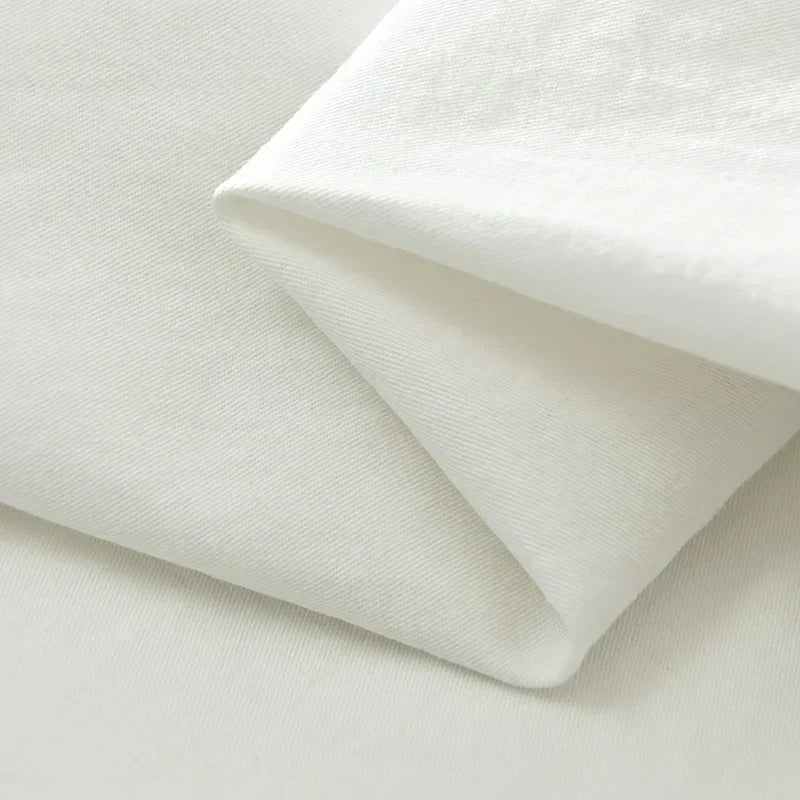 "Exklusiv patchwork herrskjorta i mjuk bomull för en stilren, avslappnad look. Perfekt för vardag och halv-formella tillfälle