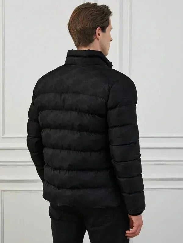"Fodrad herr vinterjacka med vattenavvisande klassisk design, fodrad inre, tidlös siluett och praktiska fickor."