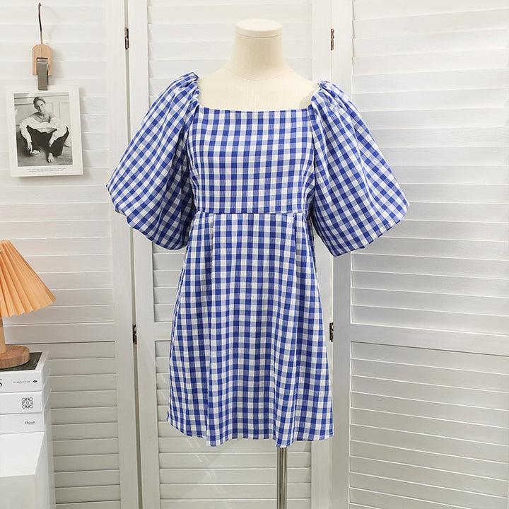 "Fyrkantig krage A-linje klänning för kvinnor med puffärm, knälång, lätt polyester, markerad midja, feminin stil."