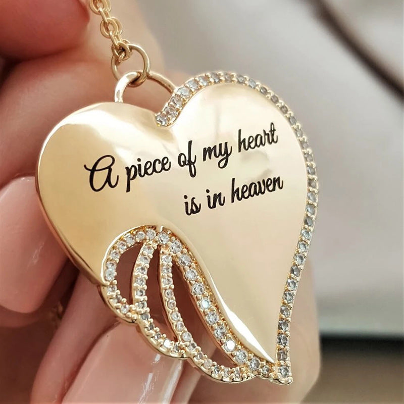 Ängelvinge Hjärta Halsband för Kvinnor - Minnesdesign