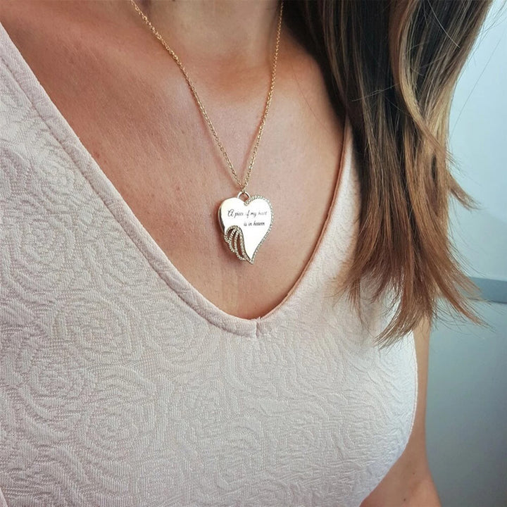 Ängelvinge Hjärta Halsband för Kvinnor - Minnesdesign