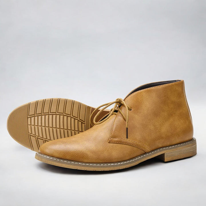 Herr Chukka boots i PU-läder med slitstark gummisula, elegant design för vardag och formella tillfällen, perfekt för män.