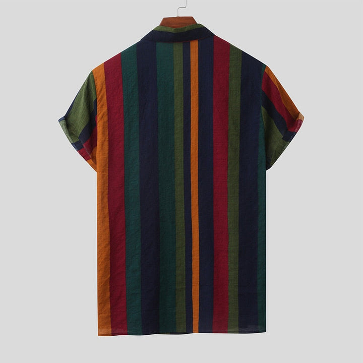 "Herr Hawaiiskjorta i polyester med vintagekrage, färgstarkt livligt mönster, perfekt för sommarevenemang och vardagsbruk."