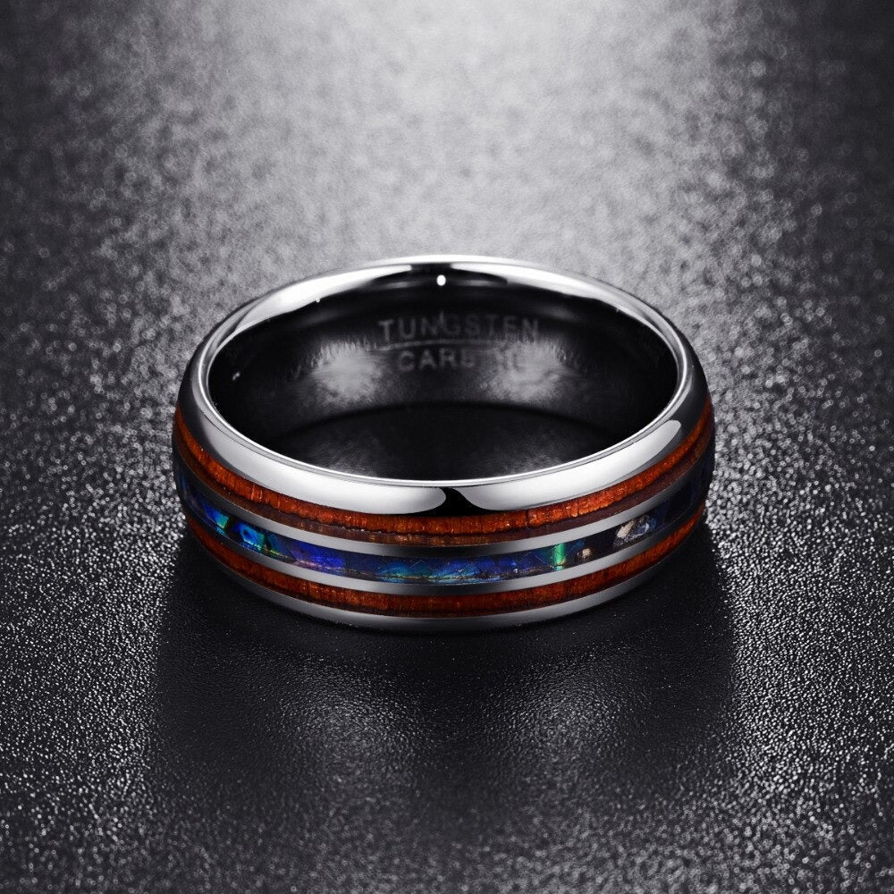 "Herr Koa Trä Ring med abalone och volfram, elegant design med naturligt trä och färgrika skal, för stilmedvetna män."
