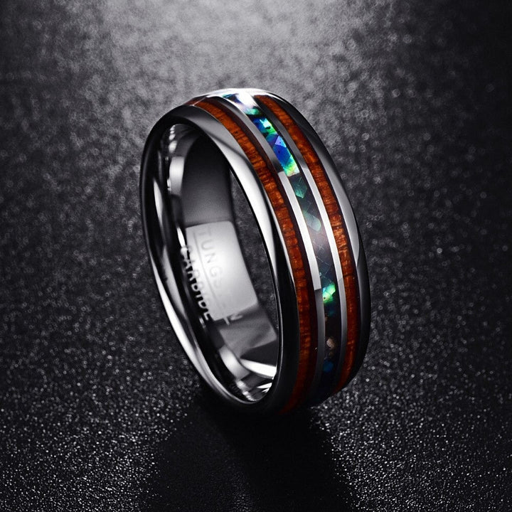 "Herr Koa Trä Ring med abalone och volfram, elegant design med naturligt trä och färgrika skal, för stilmedvetna män."