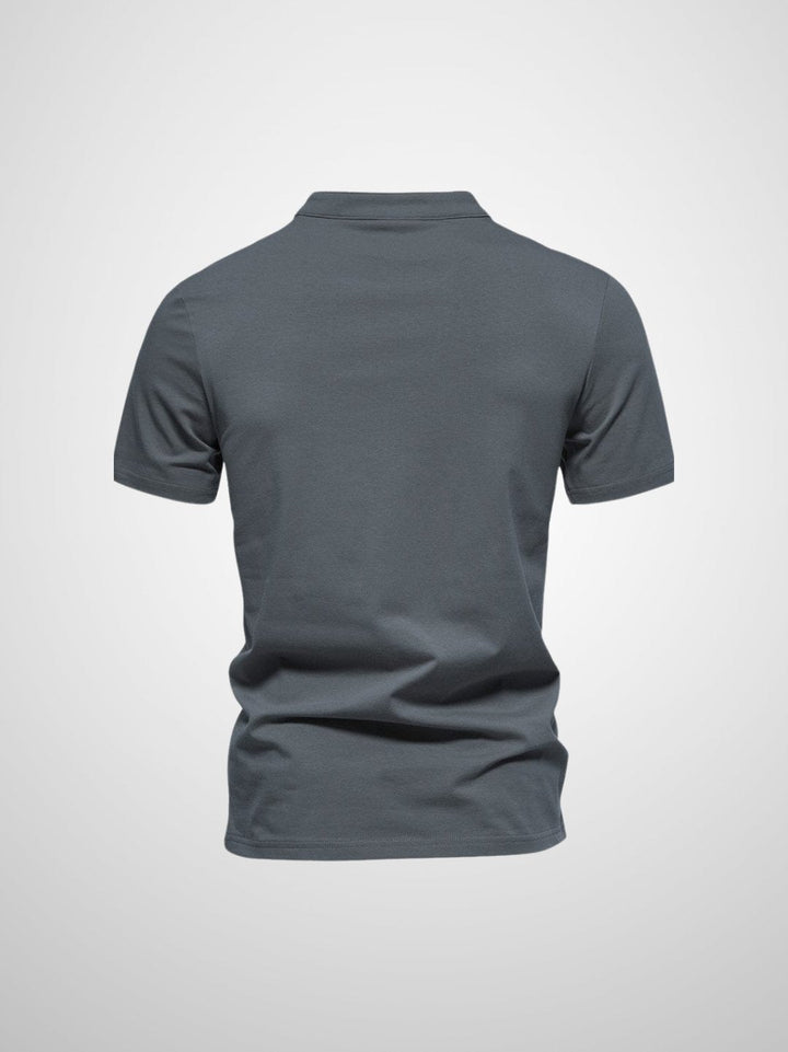 "Herr Polo V-hals T-shirt i mjukt tyg, kort krage, modern design, perfekt för stiliga och avslappnade tillfällen."