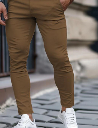 "Herr Slim Fit Stretch Jeans med fickor, djärv färg, slank silhuett, stretchig denim, lämplig för alla tillfällen"
