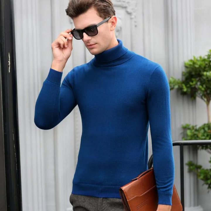 Herr Slim Turtleneck Tröja, enfärgad, smal passform, elegant design, mjukt material för komfort och stil.