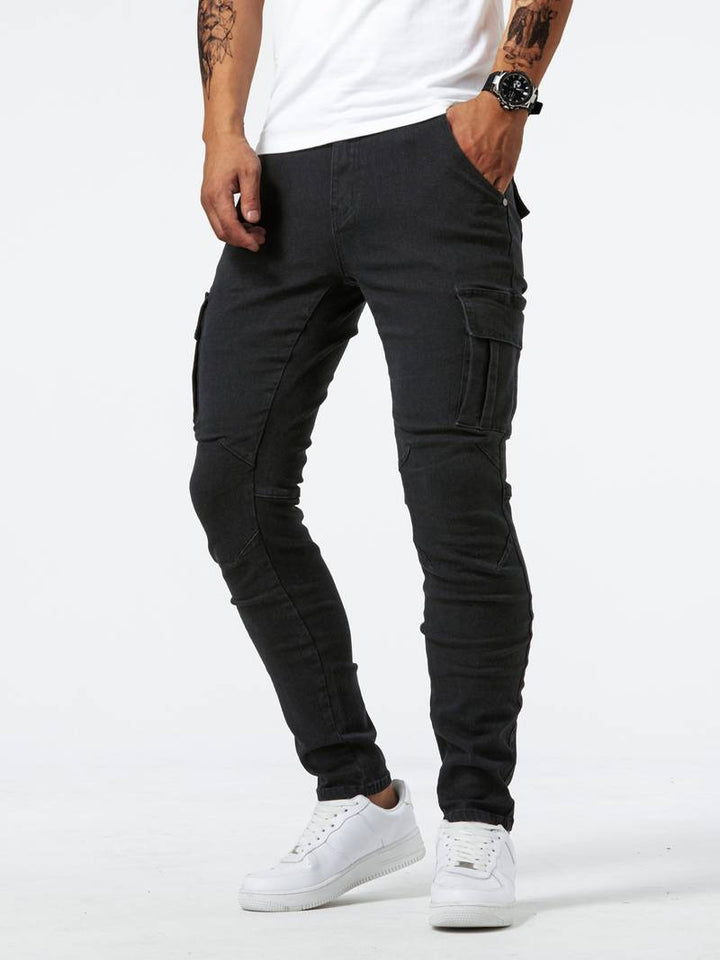 Herr Slim-Fit Cargo Byxor i svart med praktiska fickor, ideal för urban stil och komfort.