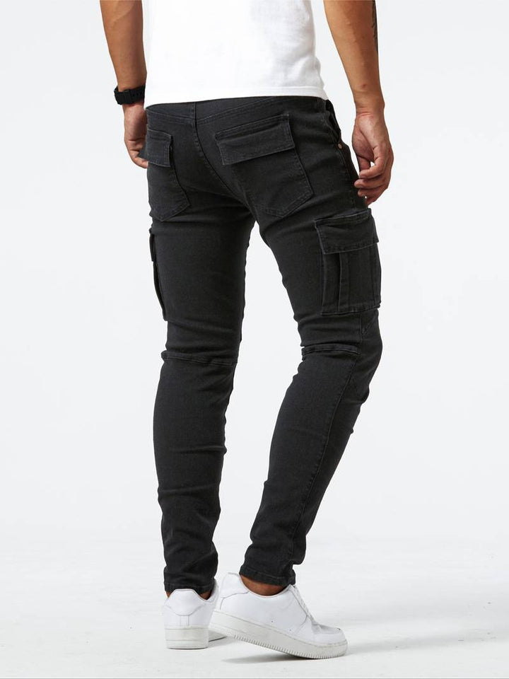 Herr Slim-Fit Cargo Byxor i svart med praktiska fickor, ideal för urban stil och komfort.