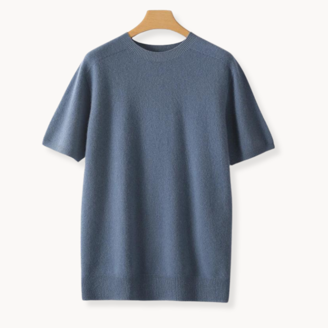 "Herr T-shirt i minimalistisk design, beige färg, rund hals, kort ärm, stilren och mångsidig för modern gentleman."