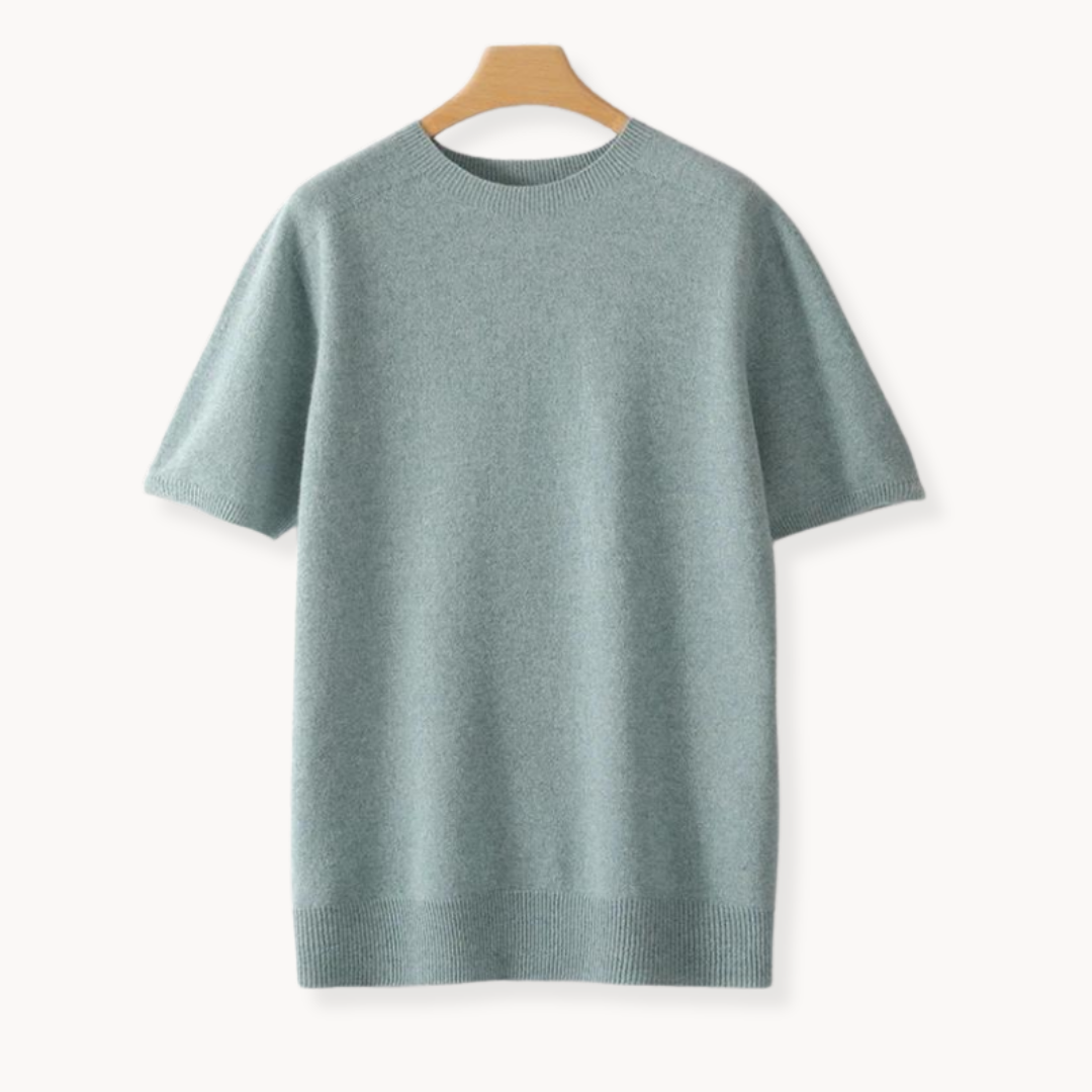 "Herr T-shirt i minimalistisk design, beige färg, rund hals, kort ärm, stilren och mångsidig för modern gentleman."