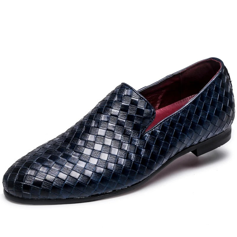 "Herr Woven Loafers i vävd PU-läder, sofistikerad slip-on design med komfort och elegant tidlös modern stil."