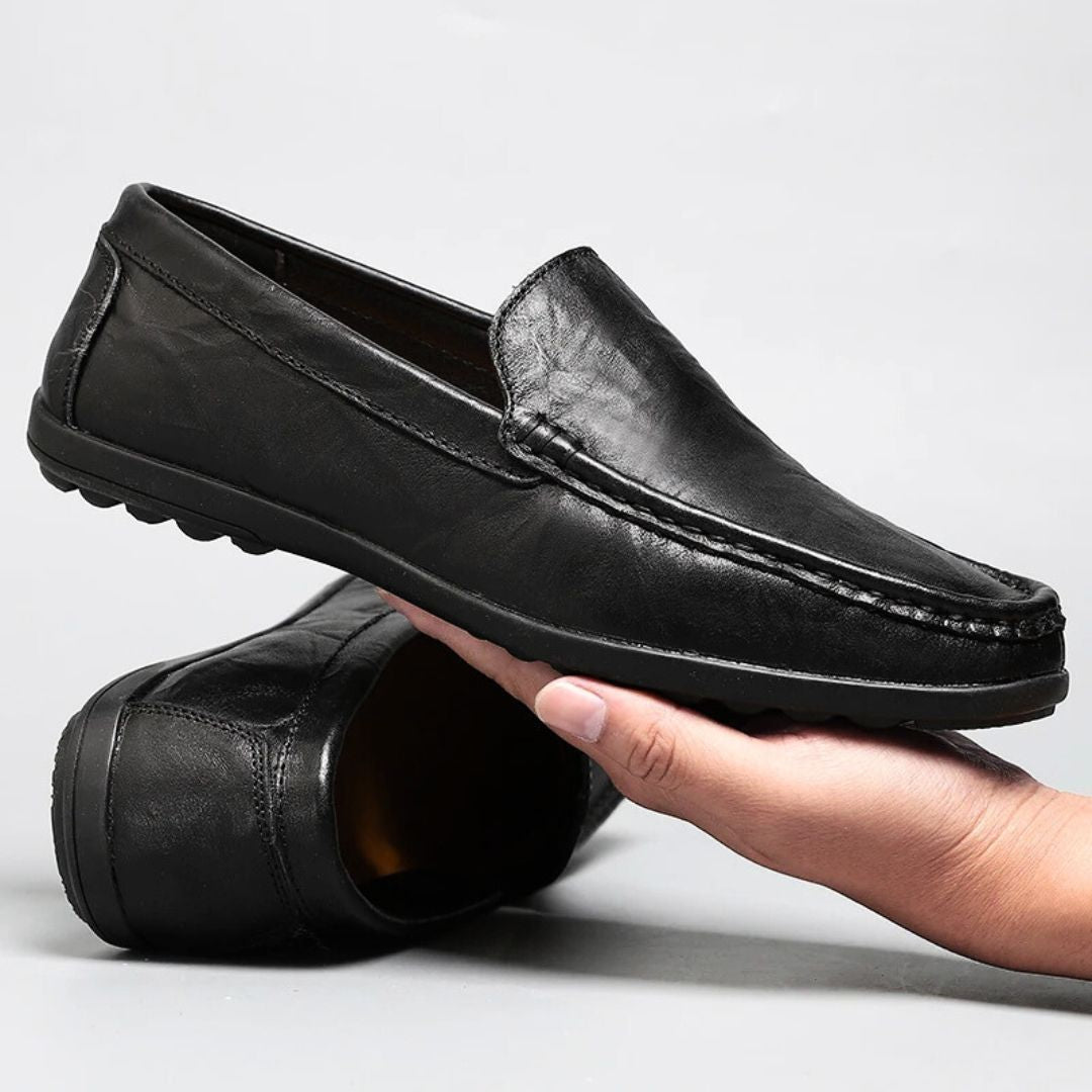 "Herr loafers i högkvalitativt svart PU-läder, elegant stil med komfortabla vadderade innersulor för stilmedvetna män."