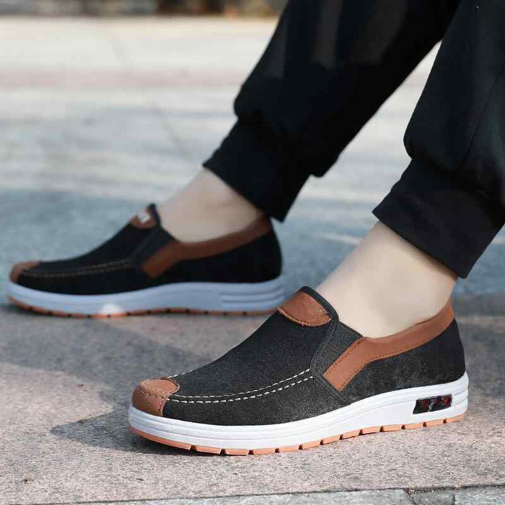 "Herr loafers plusstorlek, lättvikt, vintage design, slip-on, bomullstyg, tidlös stil, perfekt passform för större fötter"