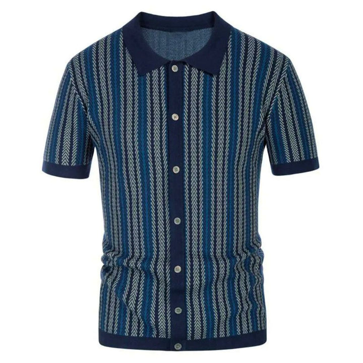 "Herr polo tröja med chevron knappdesign och andningsbart material, idealisk för både vardag och formella tillfällen."