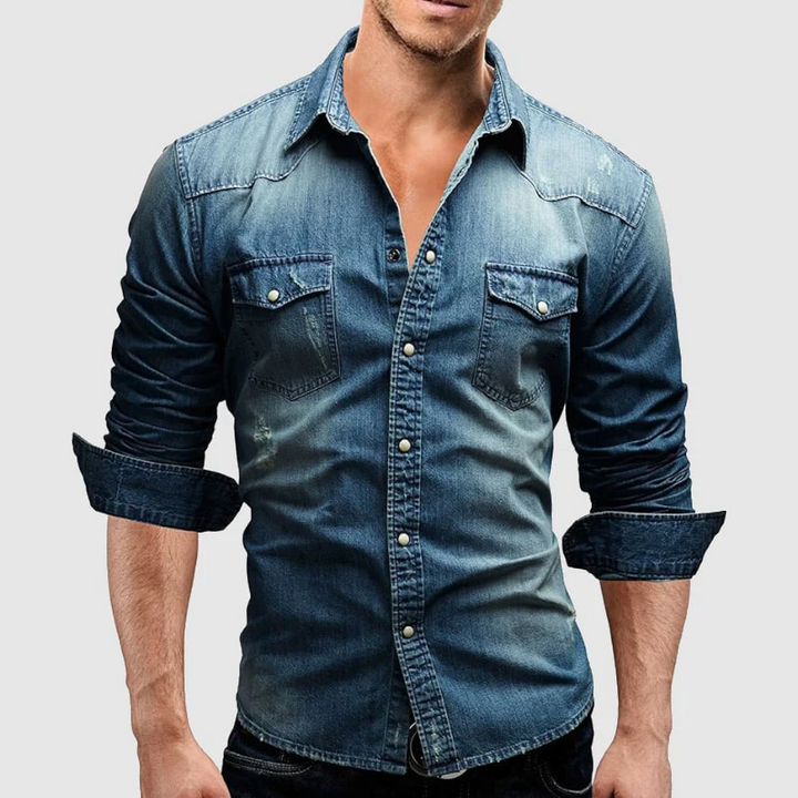 "Herr retro denim skjorta med button-down design i ljusblå. Elegant och mångsidig för casual och formella tillfällen."