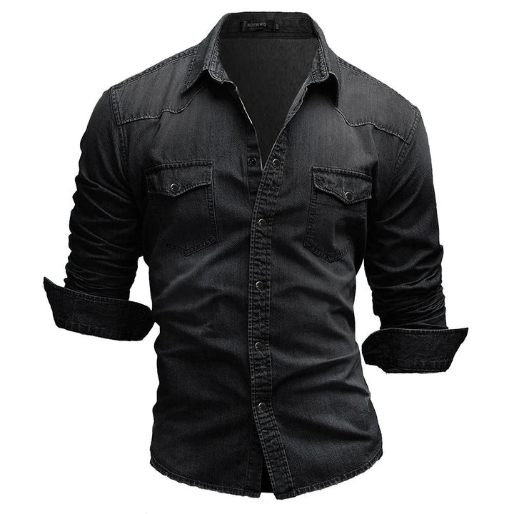 "Herr retro denim skjorta med button-down design i ljusblå. Elegant och mångsidig för casual och formella tillfällen."