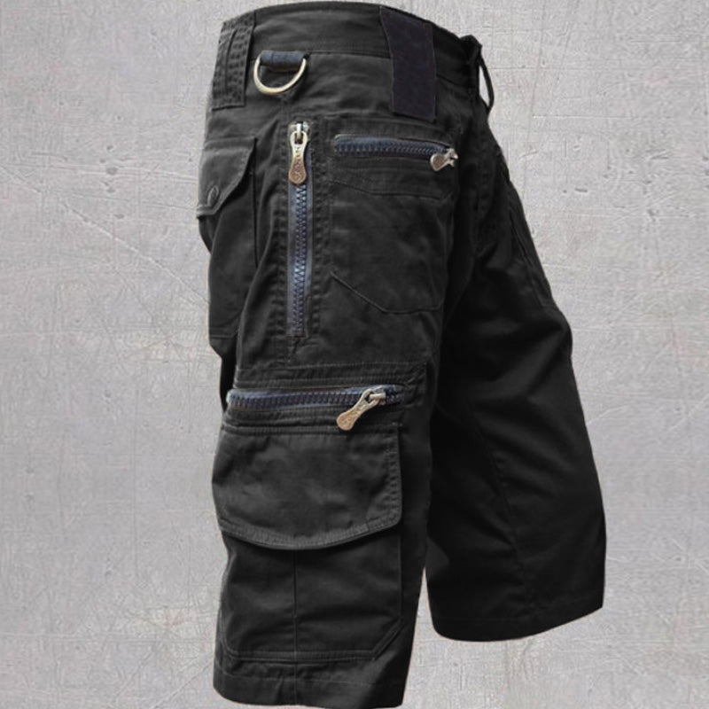 "Herr shorts i bomullsblandning med multifunktionell design, fickor och vattenavvisande egenskaper, perfekt för vardag."