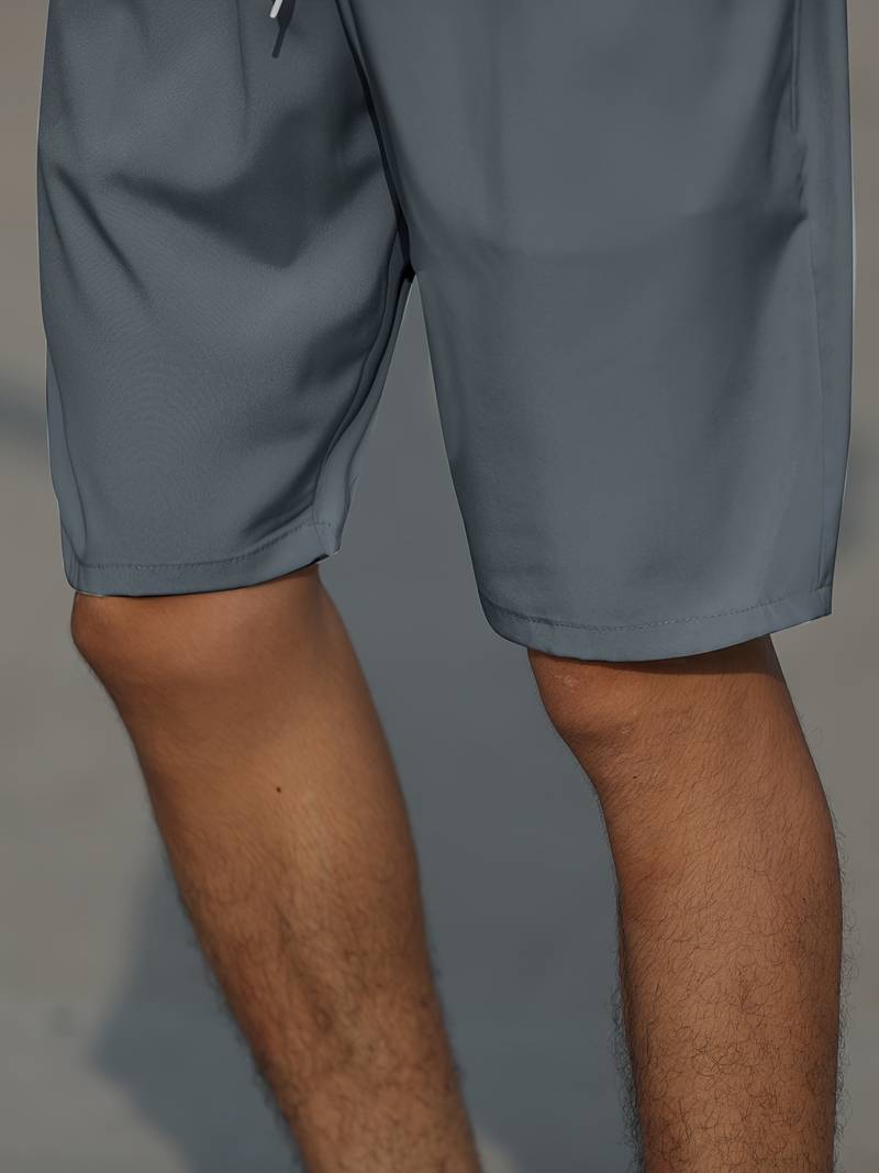 "Herr shorts i cordmaterial med justerbar snörning, avslappnad passform, beige färg för stil och komfort."