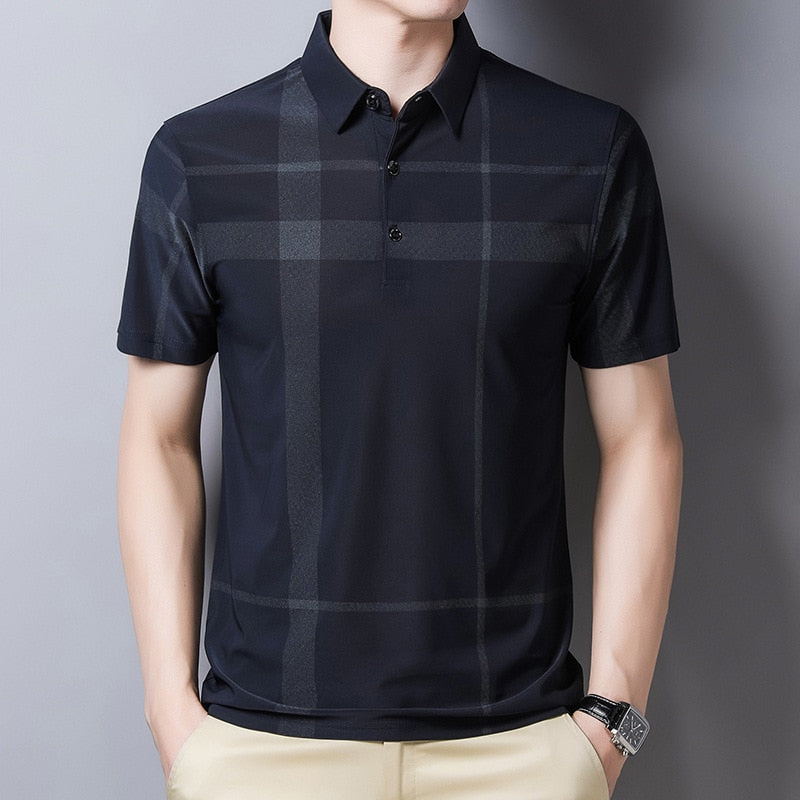 Herr Slim-Fit Rutig Pikétröja i marinblått, med kortärmad design och stilrent mönster.