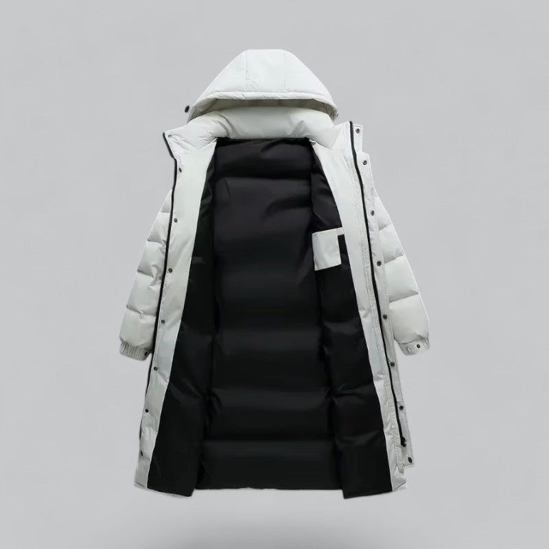"Herr vinterkappa puffer parka, lång design, stilfull och varm, perfekt för vinter, kombinerad med jeans och stövlar."