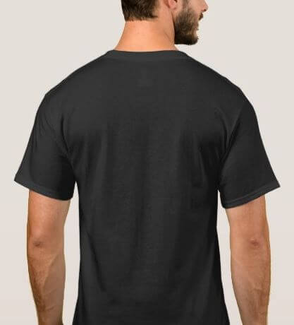 "Herrandningsbar o-ringad bomullst-shirt, stilren i vit färg med mjuk textur, perfekt för alla pappors garderob."