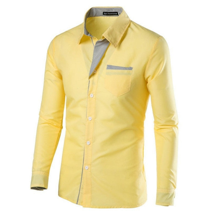 "Herrens slim fit långärmad bomullsskjorta, elegant design med accentdetaljer på krage och ärmar, perfekt för alla tillfällen