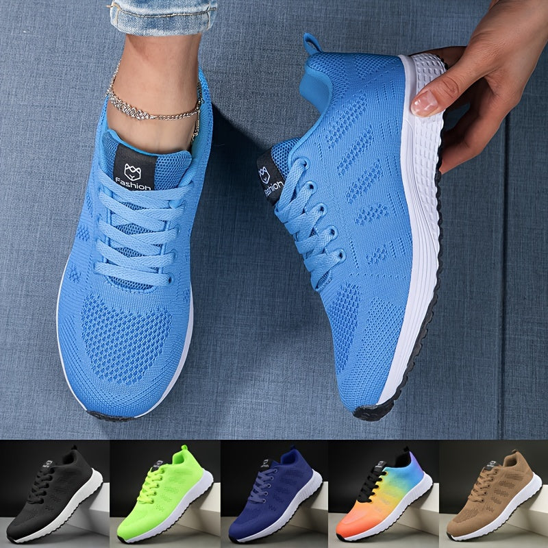 "Herrens strickade camouflage sportskor, low-top sneakers med ventilerat material, perfekt för utomhusäventyr."