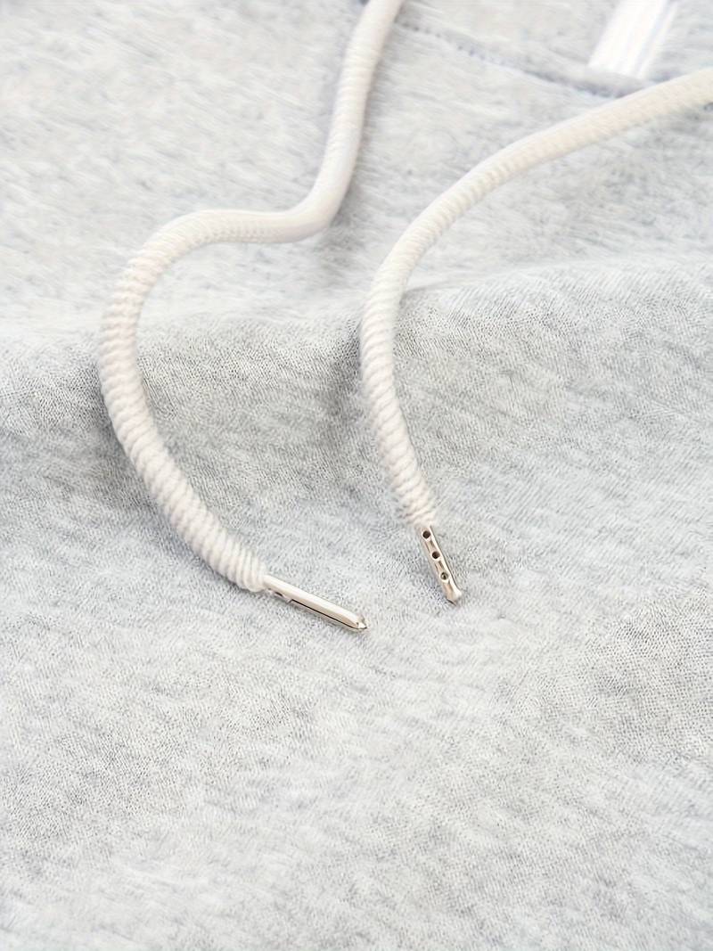 "Herrhoodie i bomull, burgund. Elegant och bekväm för fritid och aktiviteter. Tidlös stil, trendiga färger."