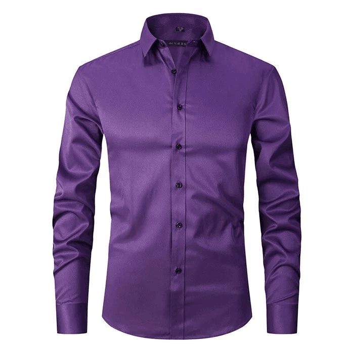 Herrskjorta slim fit vit stretch, spetsig krage, idealisk för smart casual; stilren och bekväm med lättskött tyg.