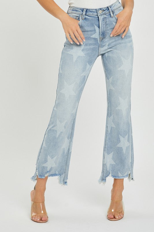 "Högmidjade raka jeans för damer i ljus denim med stjärnmönster för trendig och bekväm stil"