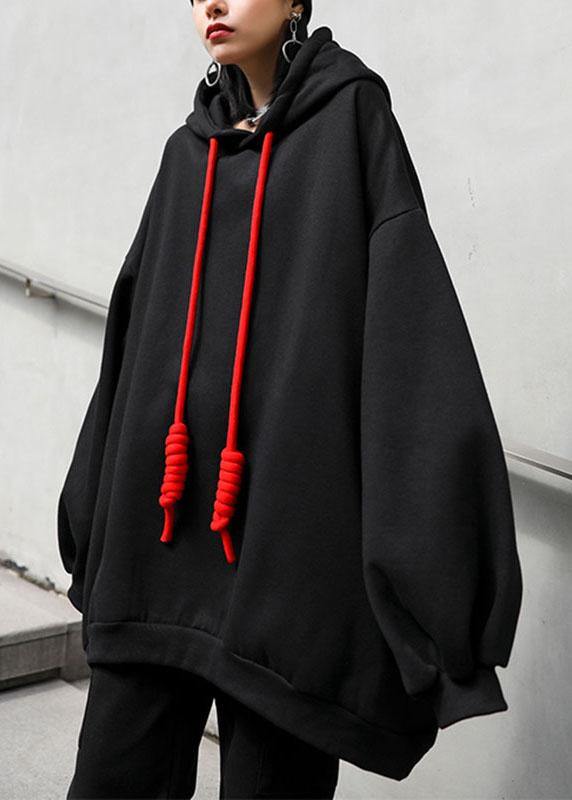 "Hoodie för dam i loose fit med fickor, mjuk bomull, luftig passform, klassisk design för stil och komfort."