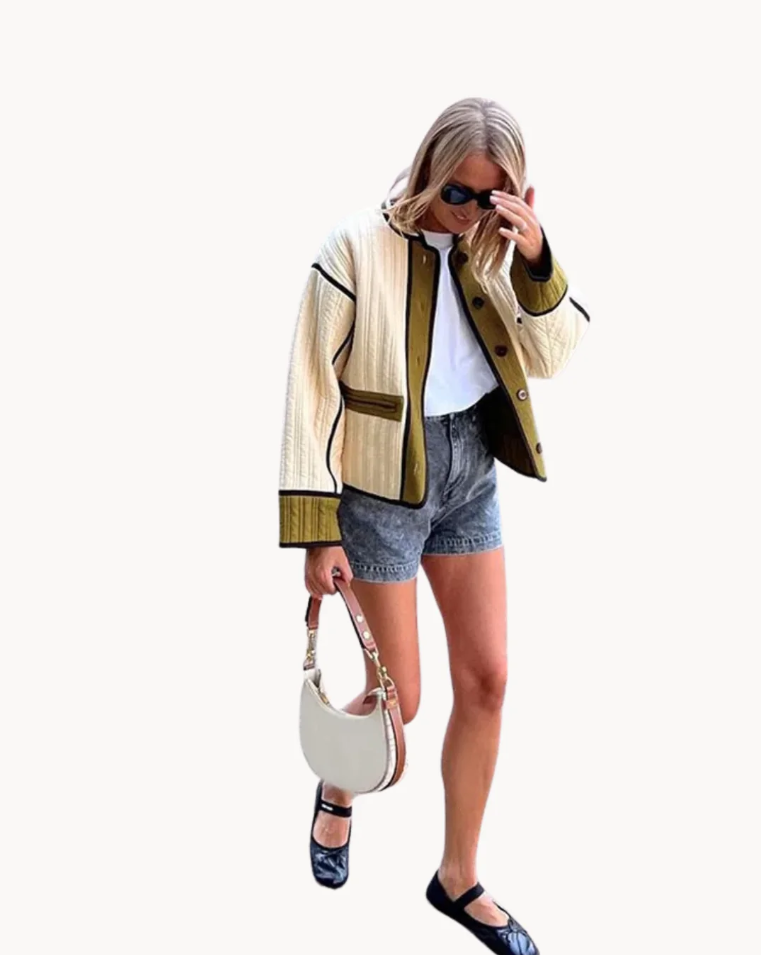"Kaki grön kvinnors jacka i polyester-bomullsblandning, elegant design och mångsidig för alla tillfällen."