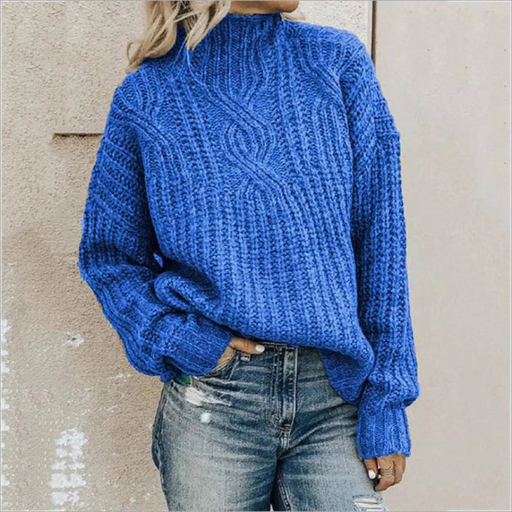 "Klassisk dam pullover i mjukt material, elegant design för tidlös stil, perfekt för alla tillfällen, bekväm och stilren."