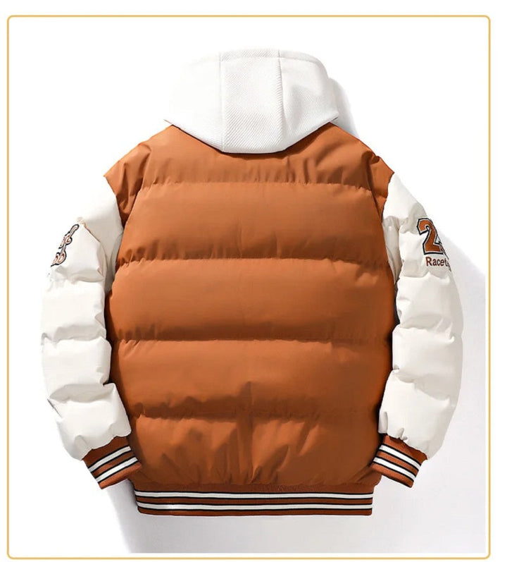"Klassisk herrjacka i ull och polyester, stilren framsida. Perfekt för sofistikerade tillfällen, tidlös design."
