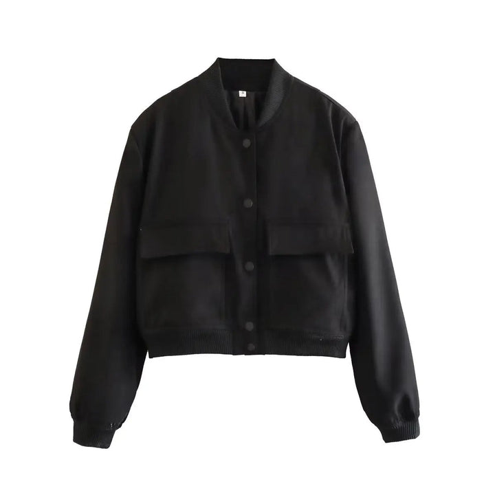 "Klassisk kvinnors varsity bomberjacka med v-ringning, enfärgad design, långa ärmar och praktiska fickor. Perfekt för alla ti