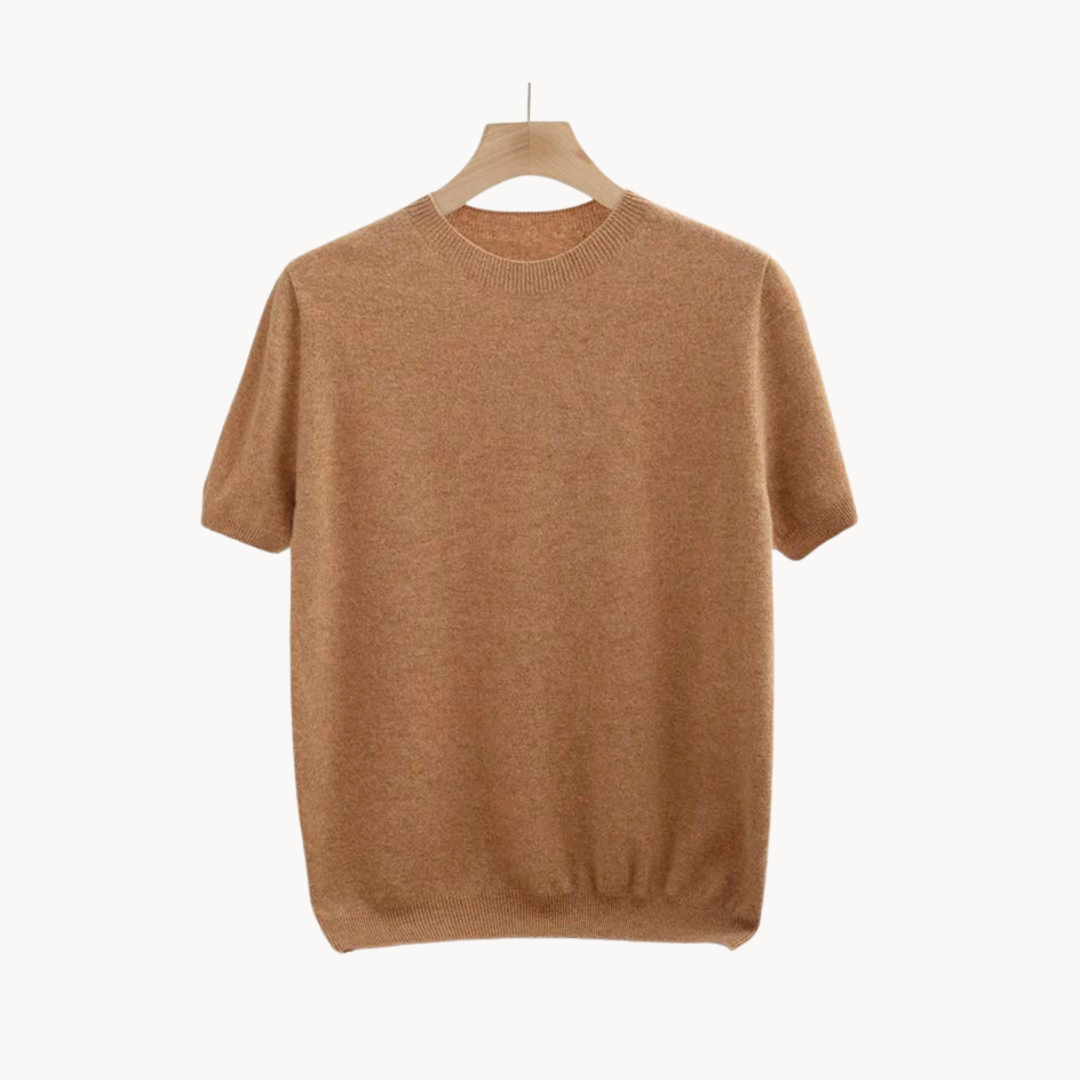 "Kortärmad herrskjorta i modern stil av ull, perfekt för alla tillfällen med stilren design, komfort och värme."