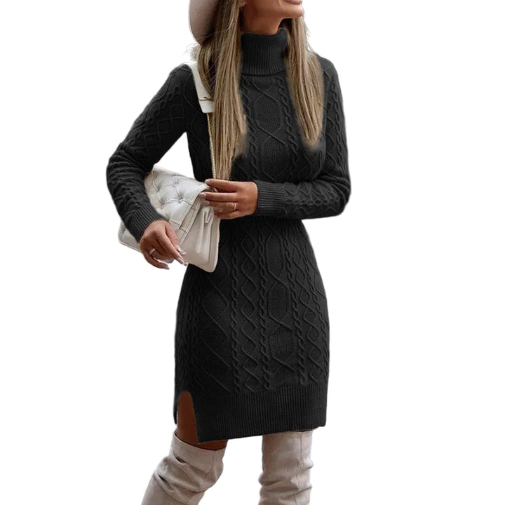 "Kvinnors avlång hösttröja med elegant siluett, mjukt material, i beige för stil och komfort under kyliga dagar."