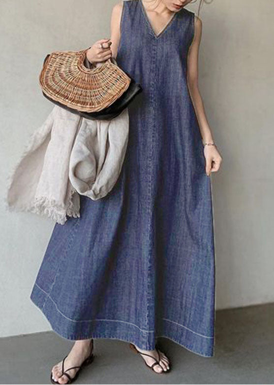 "Kvinnors bohemisk denimklänning med V-hals och kalla axlar, ärmlös och loose fit för chic sommarmode."
