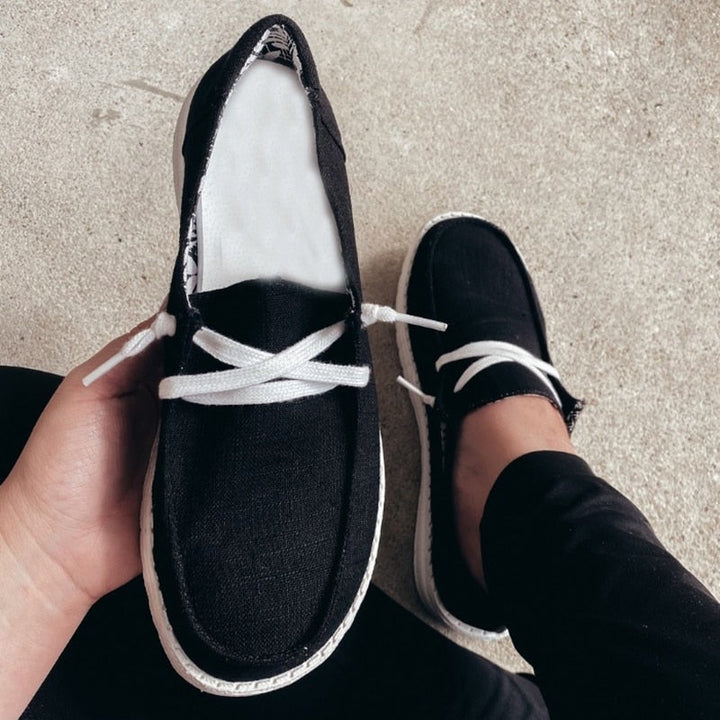 "Kvinnors canvas snörade loafers i olika färger, trendiga och bekväma med dämpad innersula och andningsbar design."