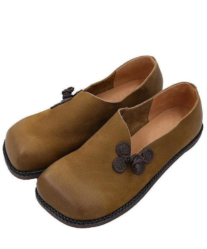 "Kvinnors eleganta bruna loafers i konstläder, slitstark gummisula och vadderad innersula, perfekt för avslappnade stilar."