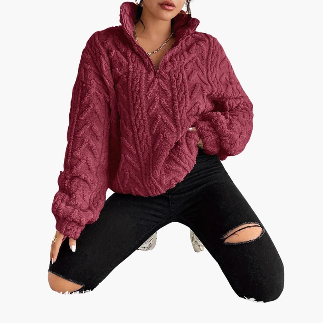 "Kvinnors fleece tröja med halv zip och kabelmönster, framifrån, varm och modern design för kalla dagar."