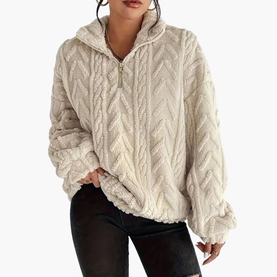 "Kvinnors fleece tröja med halv zip och kabelmönster, framifrån, varm och modern design för kalla dagar."