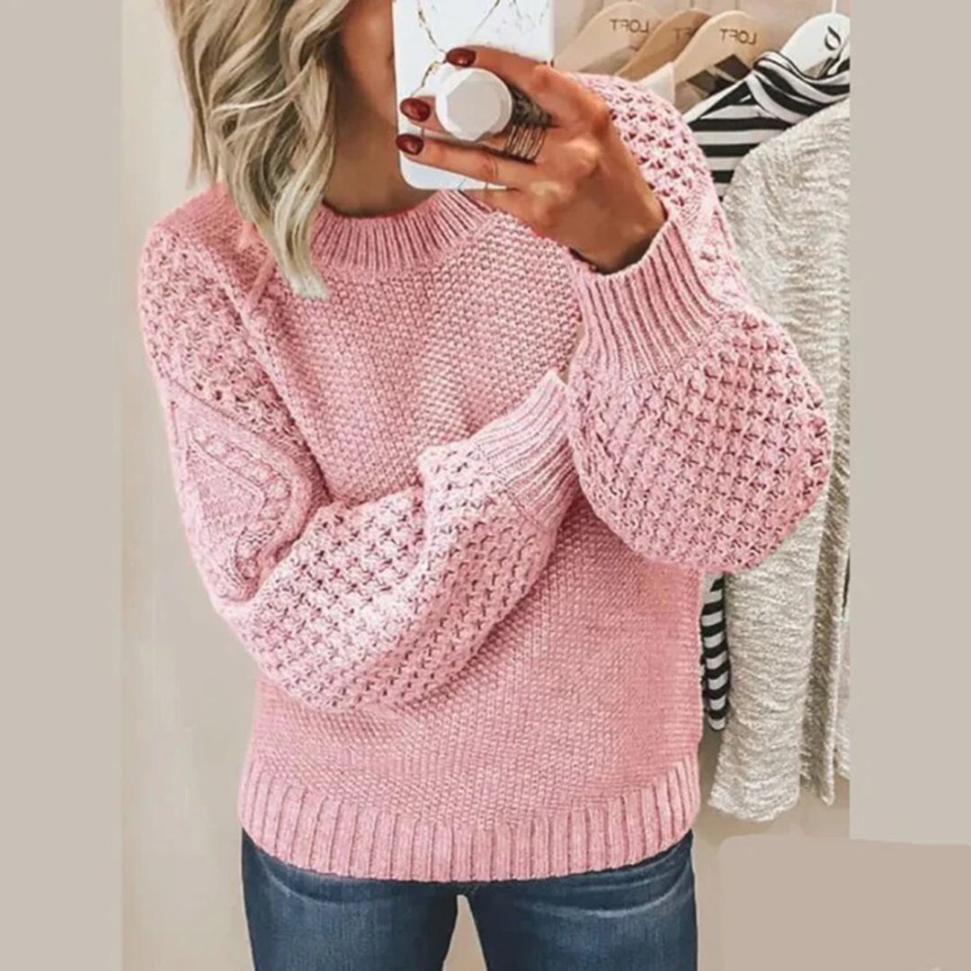 "Kvinnors hösttröja i mjukt material, elegant design, mångfärgad och bekväm för höstkylan i damkollektion."
